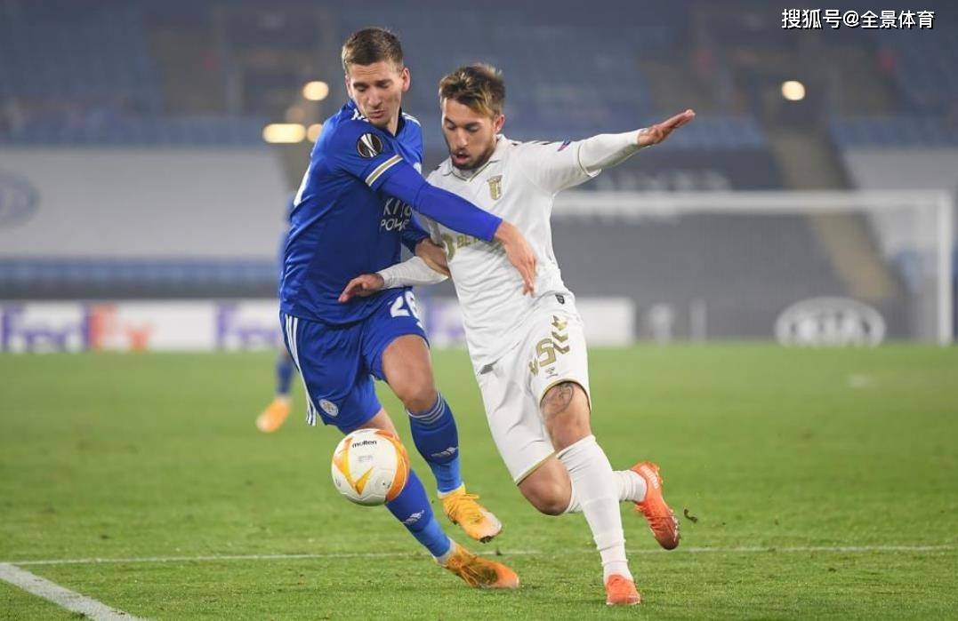 玩加电竞-波特兰开拓者训练开放日；集结日远射贴柱引欢呼；欧联在即；年轻球员得到机会的简单介绍