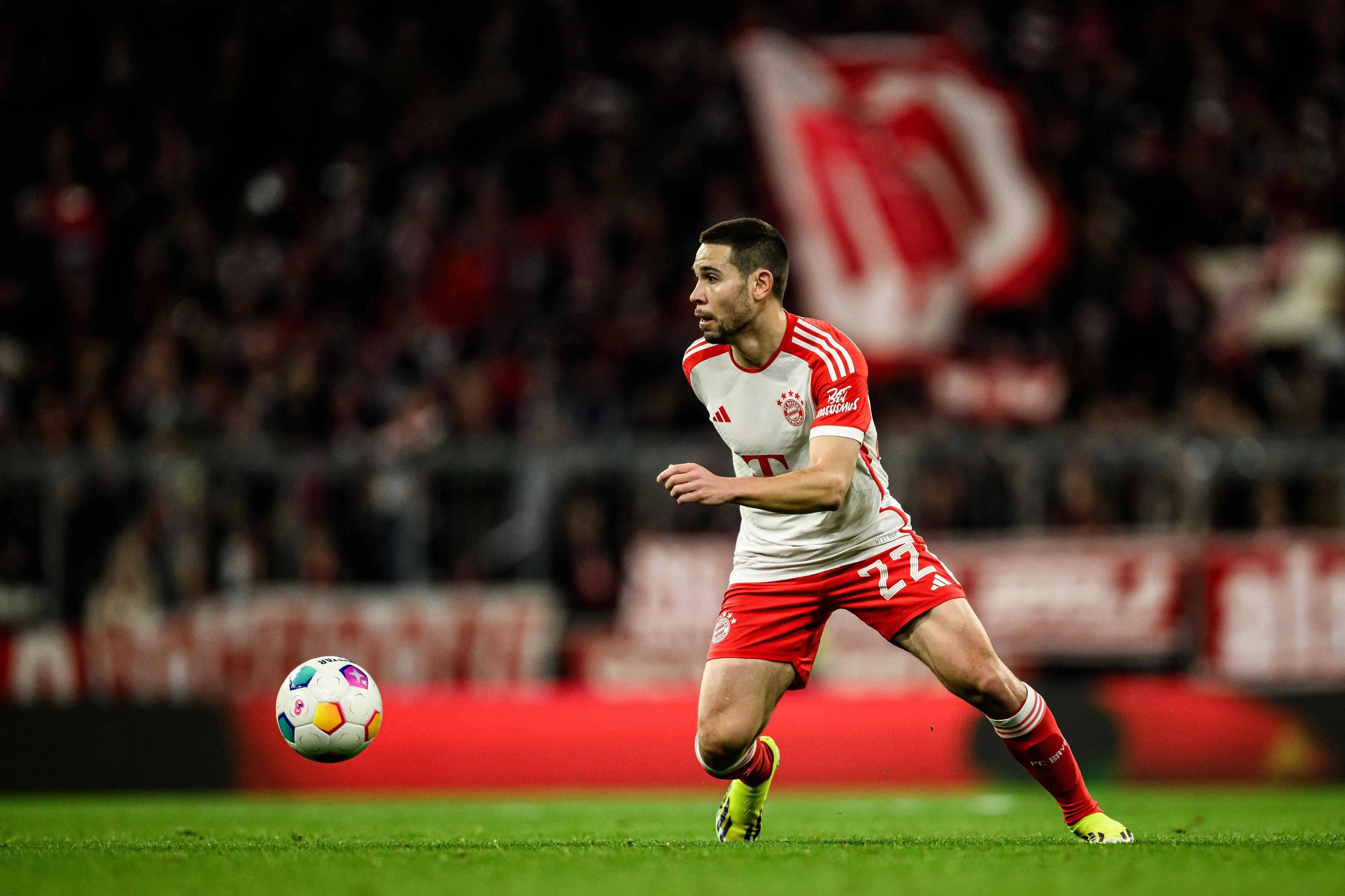 玩加电竞-包含莱万多夫斯基遭遇十五连败,拜仁教练面临压力!的词条