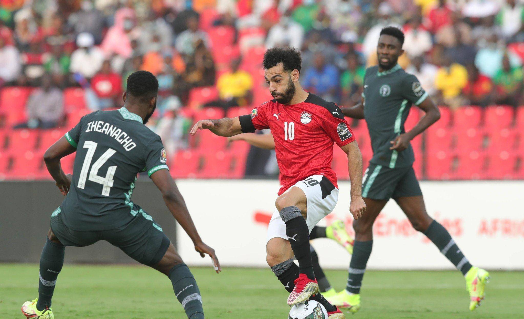 玩加电竞-包含萨拉赫巅峰对决，哈兰德与50激战勇士分钟，战术调整胜负难料！的词条