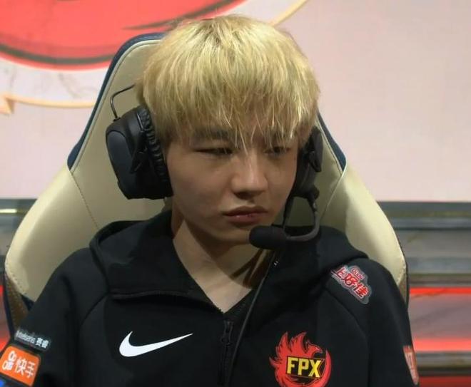 玩加竞技-Doinb新星比分优势明显表现惊艳，瑞士队未来可期！的简单介绍