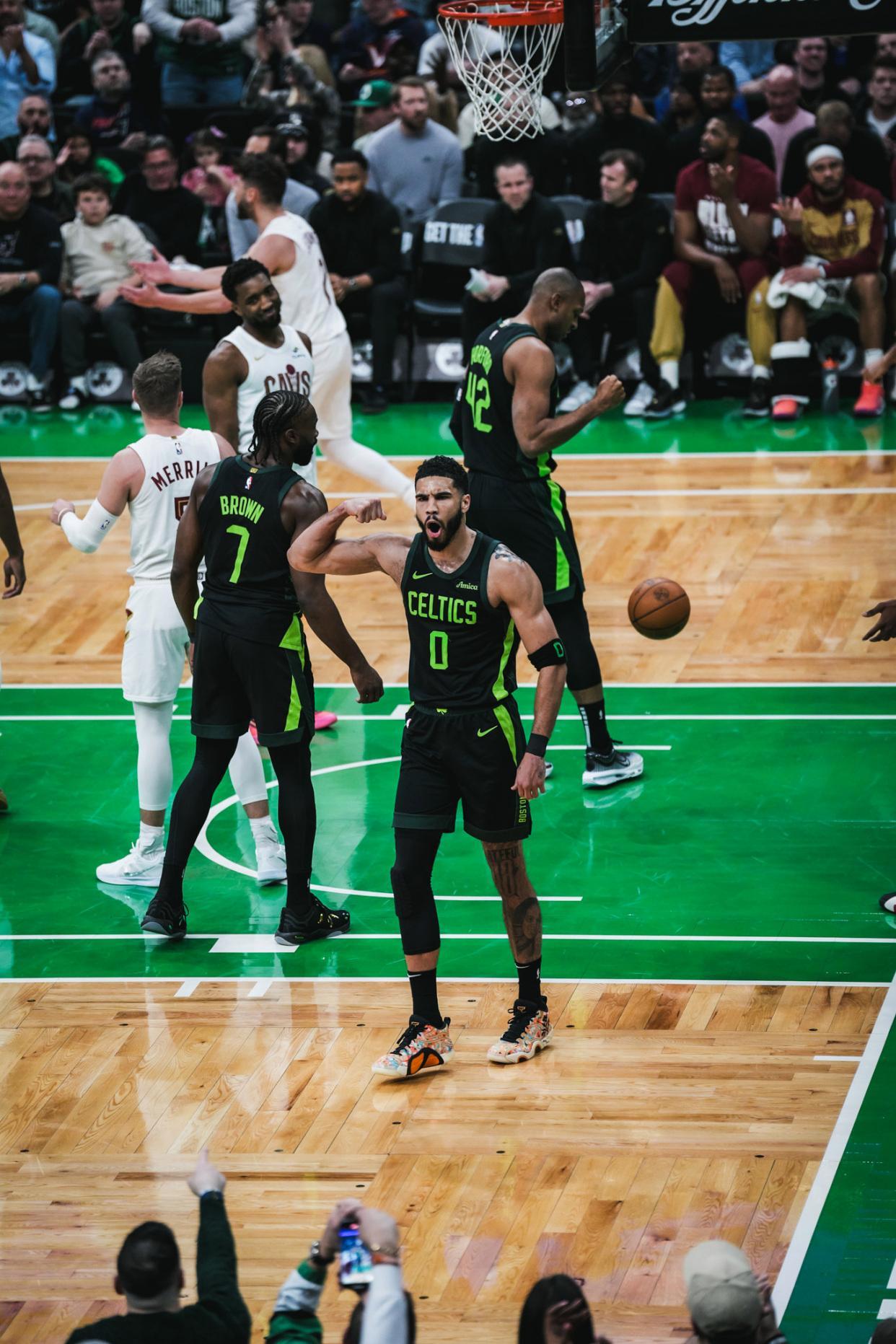 玩加竞技-塔图姆关键节点势不可挡,巴塞罗那带队取胜!的简单介绍