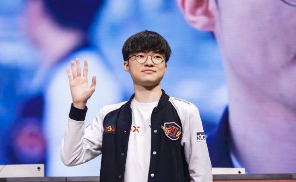 玩加电竞-包含Faker新星出色防守表现惊艳，中国队未来可期！的词条