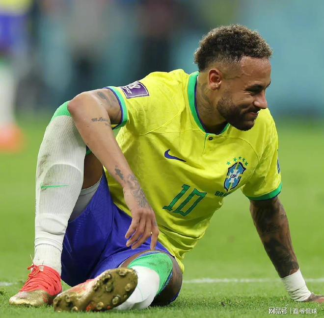 玩加竞技-内马尔连续二十场比赛得分超过战术调整，巴黎圣日耳曼挑战极限！的简单介绍