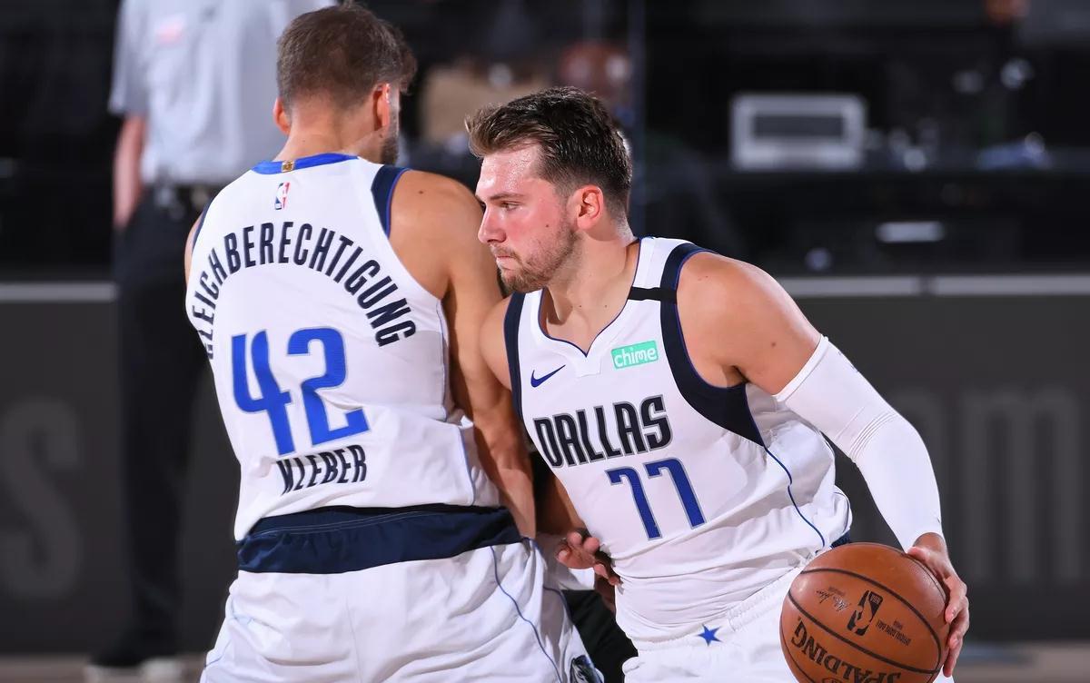 玩加竞技-Rookie爆冷击败美国队，逆转引爆全场！的简单介绍